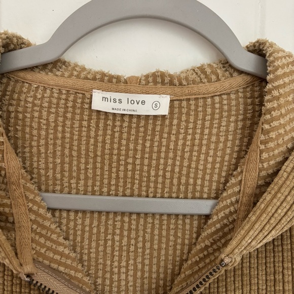 Stylish Tan Corduroy Utility Jacket - Picture 4 of 6